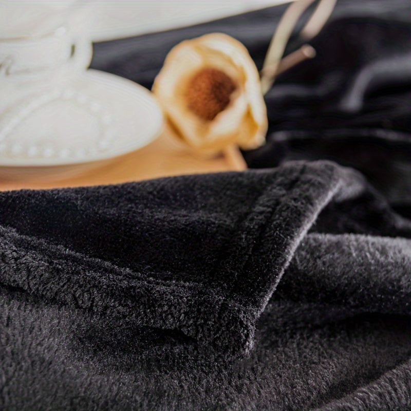 Black Soft Fleece Blanket for Office Travel Leisure and Gift 1pc