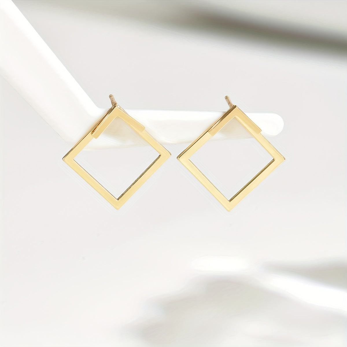 Women's Minimalist Iron Geometric Line Stud Earrings Two-Way Wearable Jewelry