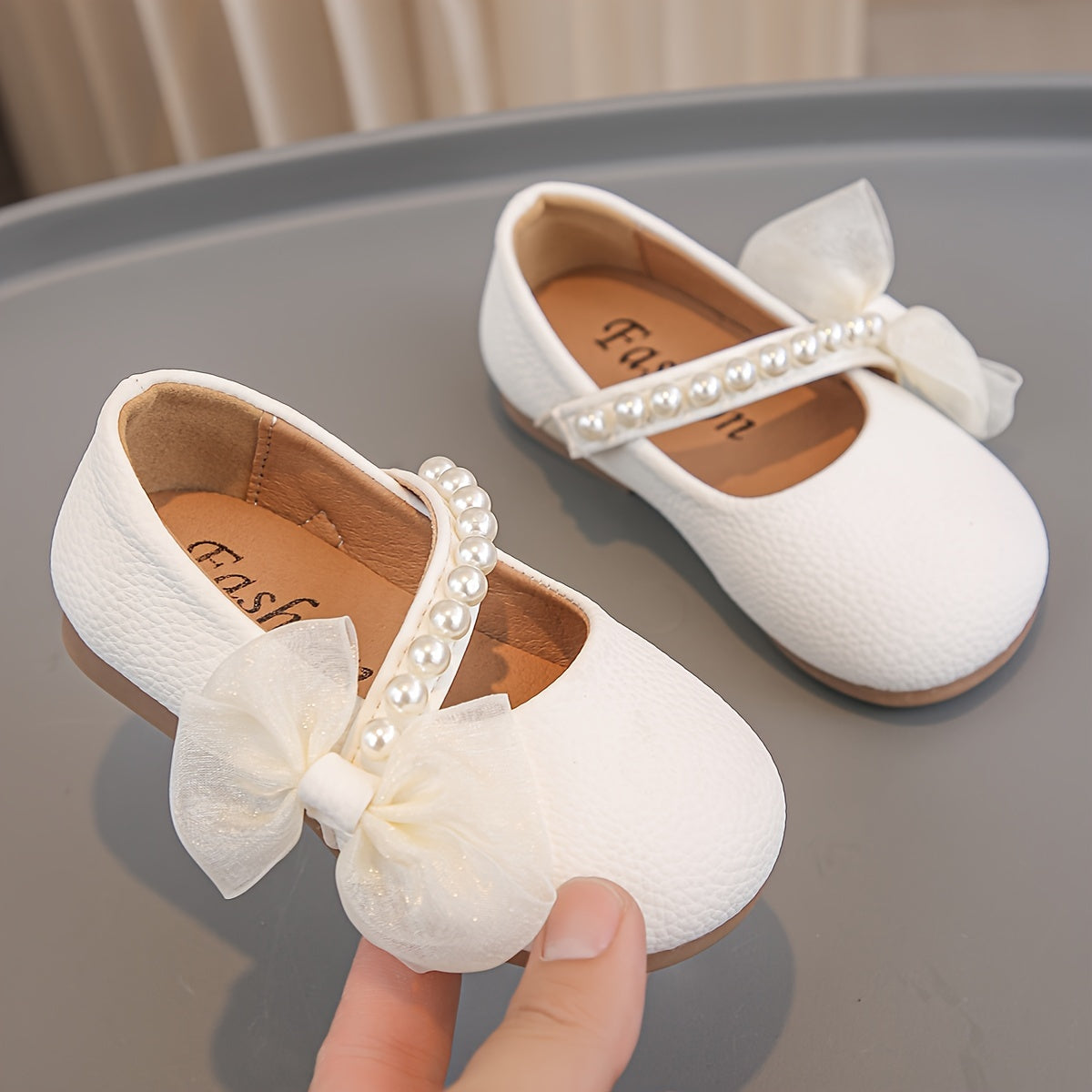 Girls' Mary Jane Shoes with Pearl Bow for Parties Weddings Spring Summer Lightweight Breathable