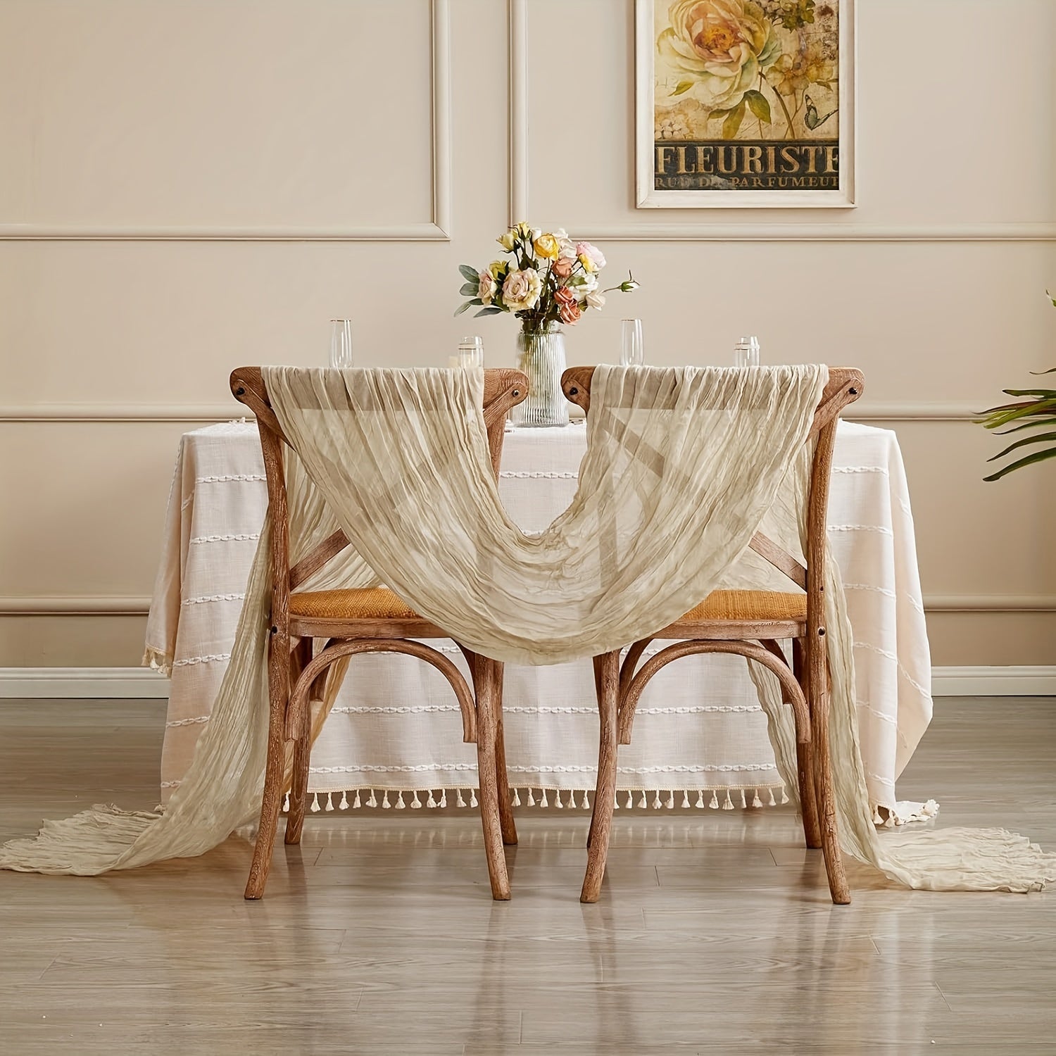 Ko'p rangli qirqilgan stol bayrog'i - nafis ovqatlanish stoli bezaklari