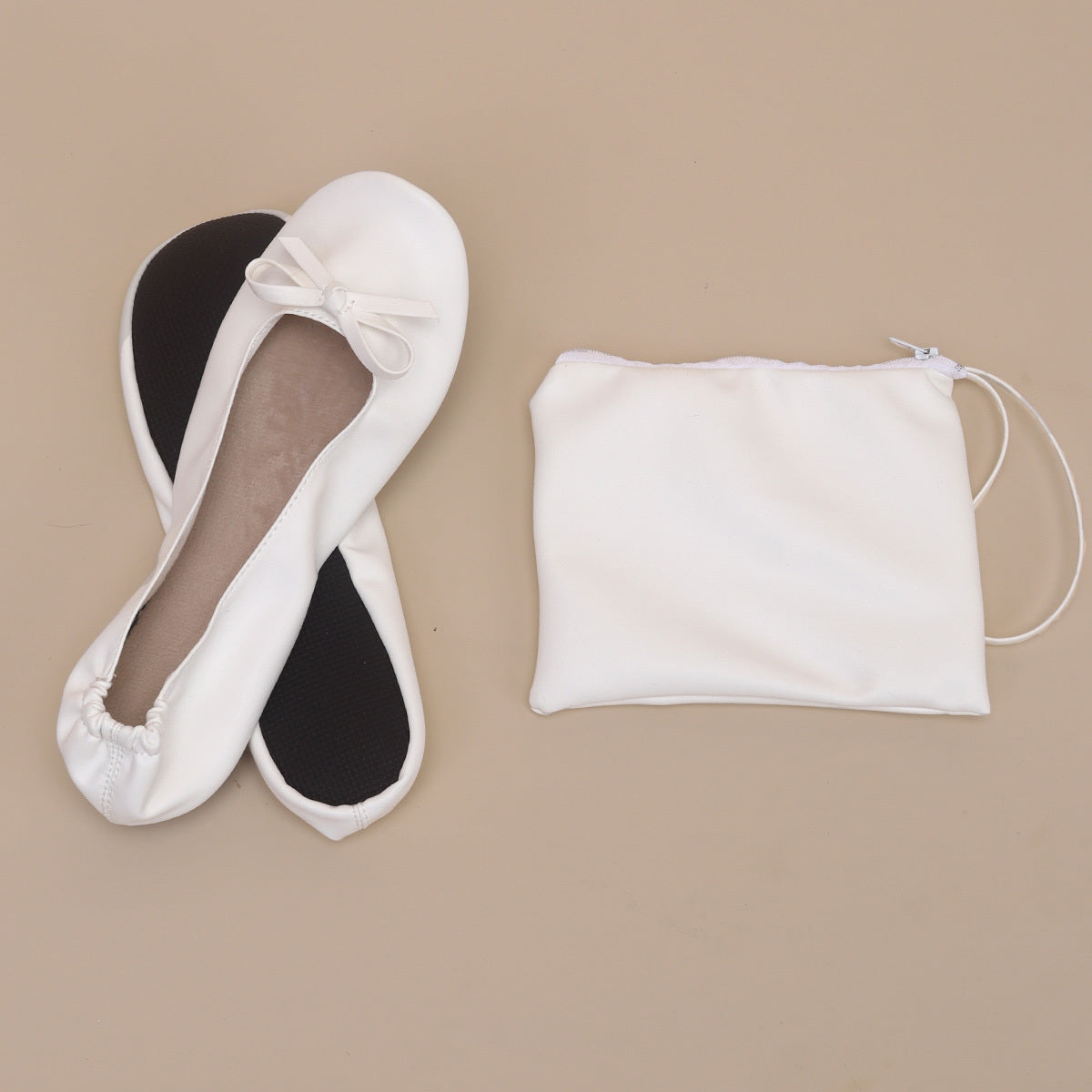 Ayollar uchun yumshoq rang-barang slip-on balet tuflisi, 35-43 o'lchamlar, saqlash sumkasi bilan