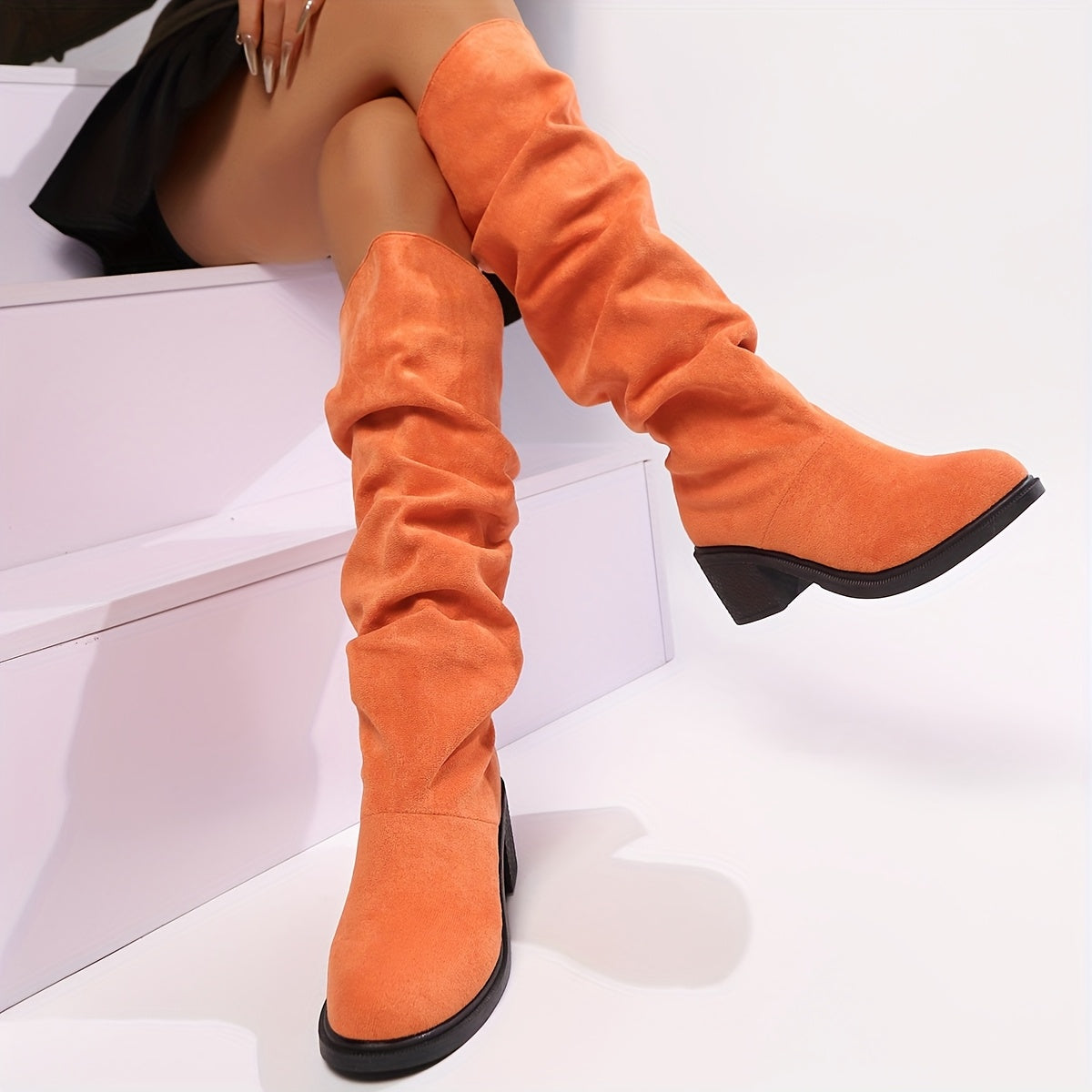 Women’s Knee-High Chunky Platform Boots with Cushioned Heel and Round Toe