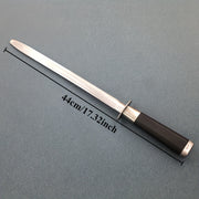 Uy sharoitida ishlatiladigan qirqish qurilmalari, zanglamaydigan po'latdan yasalgan tayoqchalar, qirqish tayoqchalari va toshlar.