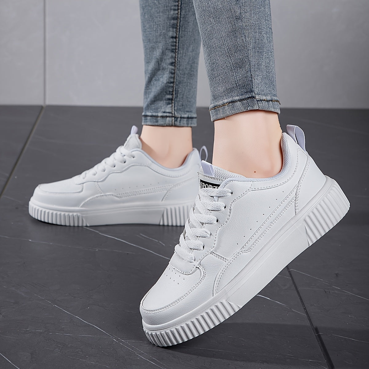 Women's Casual Sneakers Black White Plaid PU Low-Top Lace-Up