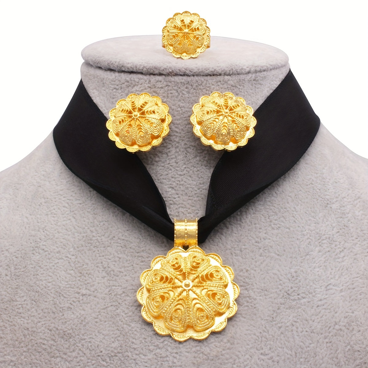 Set of 4 Exaggerated Design Jewelry Earrings Necklace Ring for Daily or Party Wear