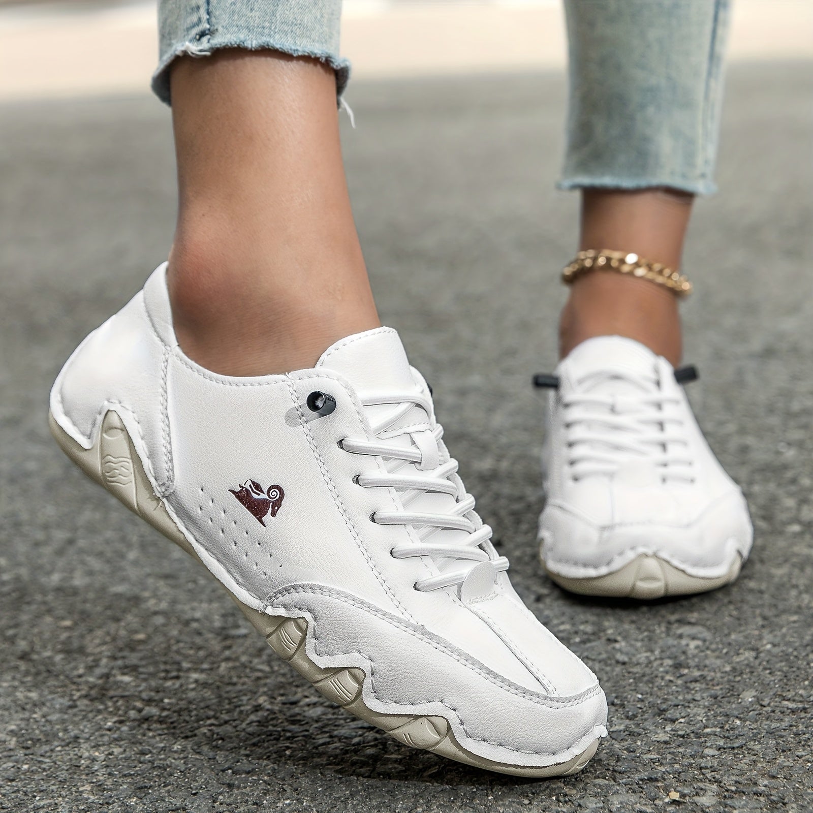 Women's Lightweight Breathable Canvas Sneakers for Walking and Outdoor Activities