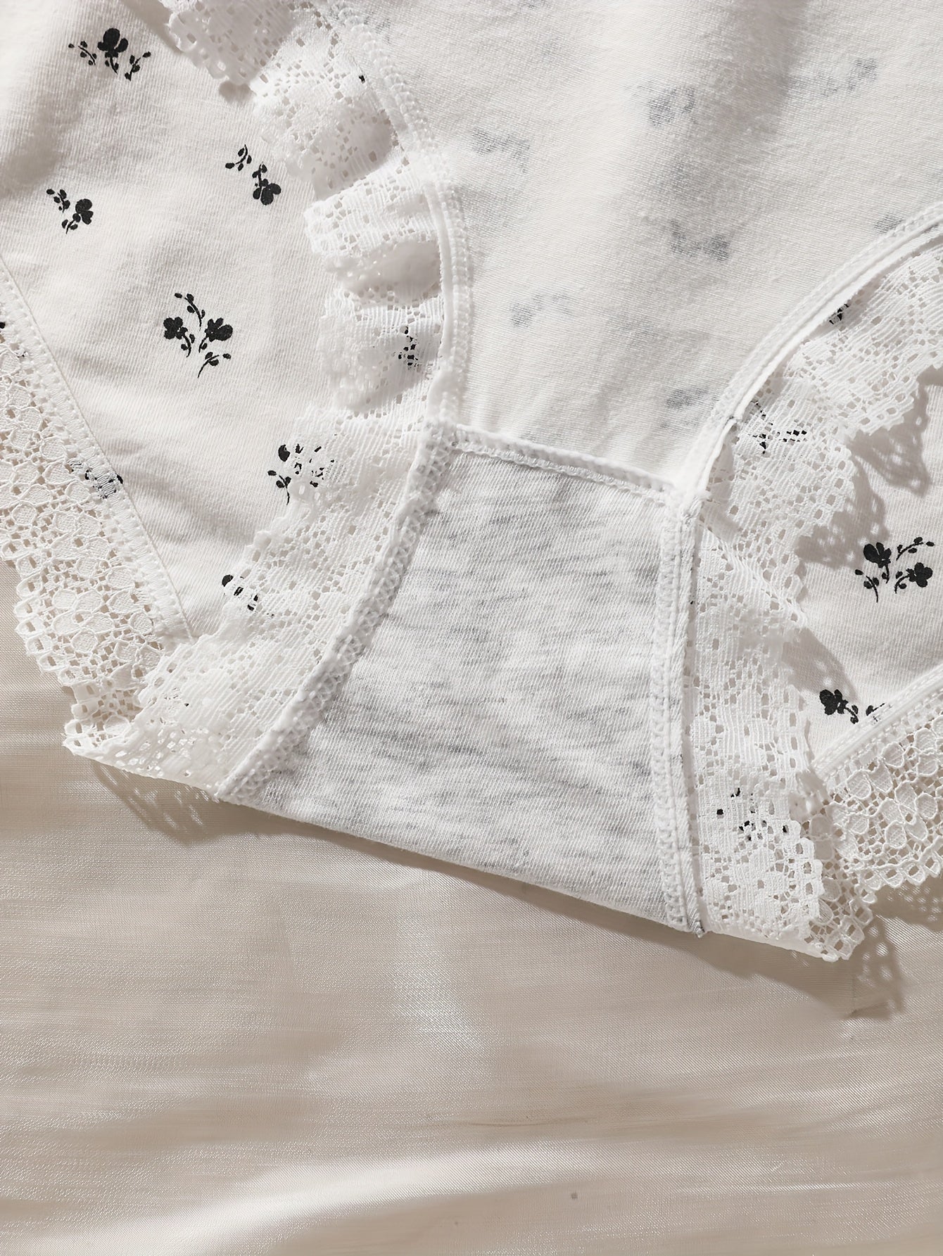 Nylon Lingerie Set with Lace Trim and High Waist for Women