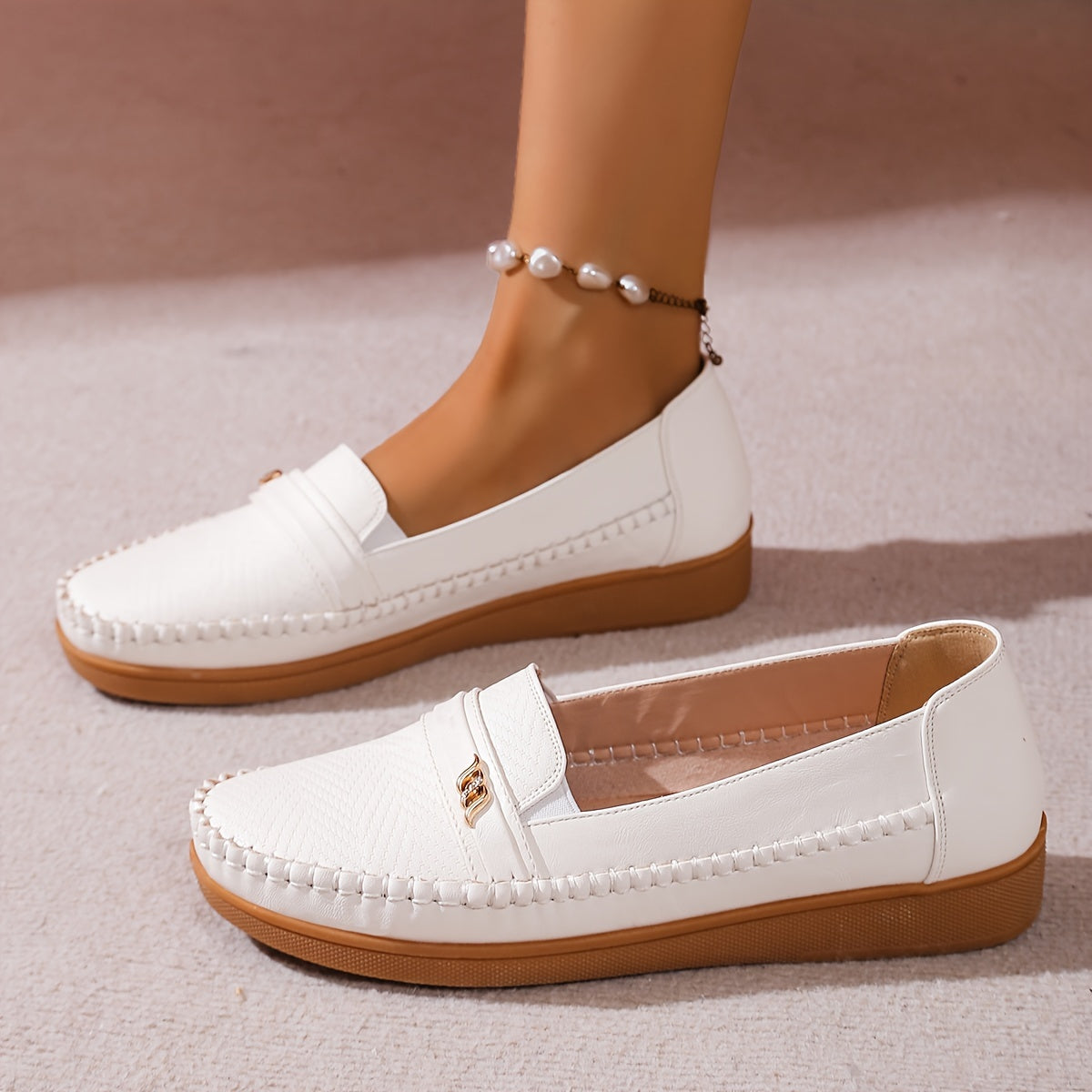 Women Loafers Solid Color Flannel Lined Slip-On Shoes with Buckle