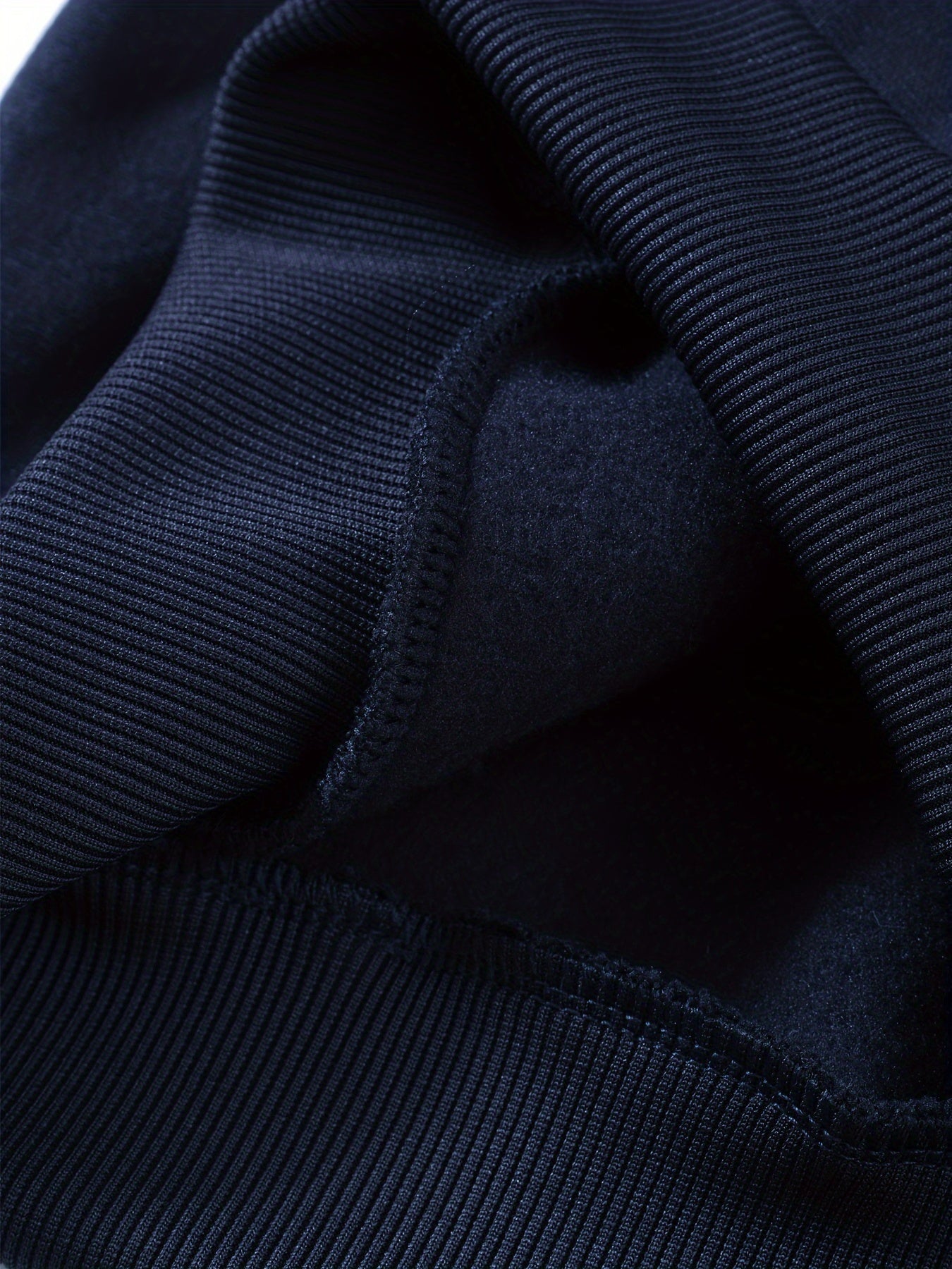 Bolalar uchun Nyu-York harfli printli hoody va sport shimlari to'plami. Kengaytirilgan polyester to'qima matosidan tayyorlangan, cho'ntaklari bor. O'g'il bolalar, qizlar, o'smirlar va bolalar uchun ozgina cho'ziladigan va odatdagi moslikda. Ideal uchun