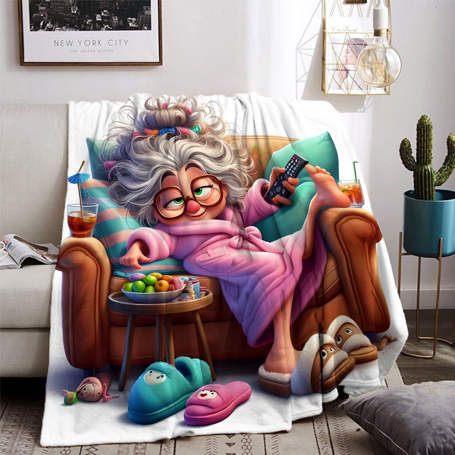 Lightweight Flannel Throw Blanket Cozy Warm Versatile for Couch Bed Travel