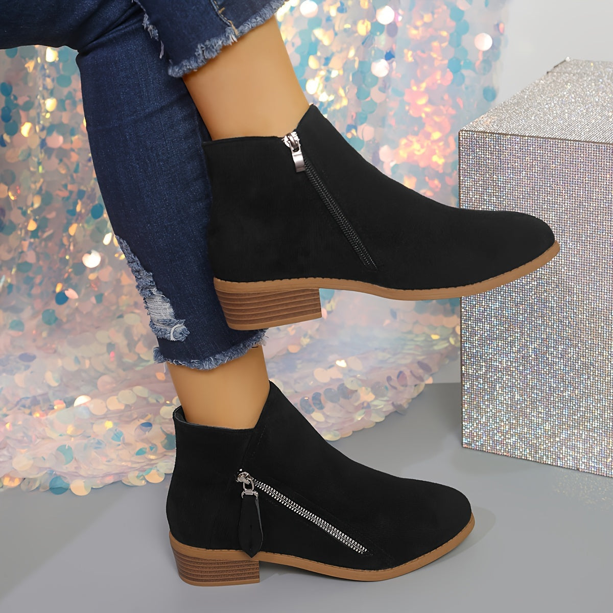 Women's Leather Ankle Boots with Chunky Heel and Double Zipper