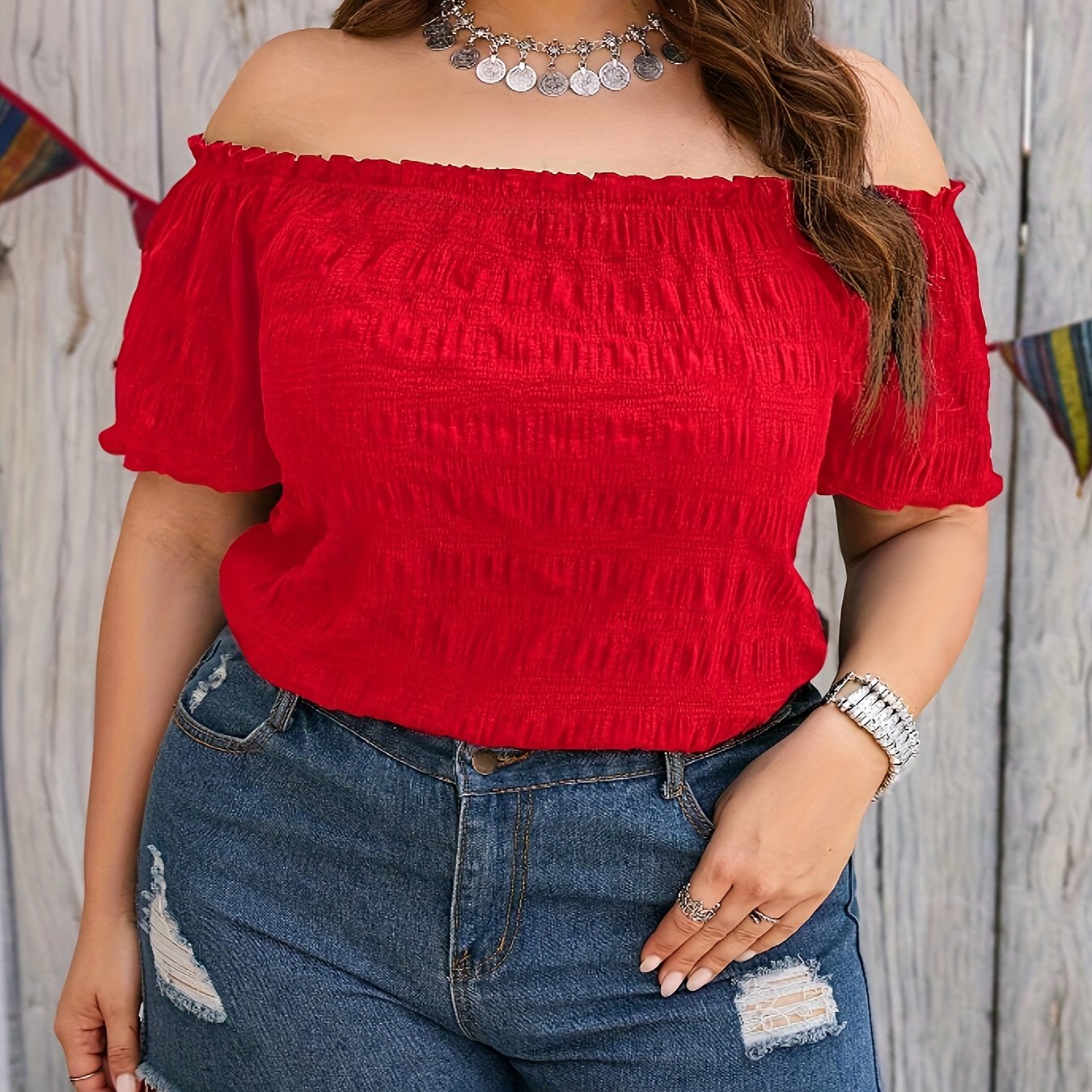 Plus o'lcham ayollar uchun off shoulder teksturali bluz bahorgi lettuce qirqimi