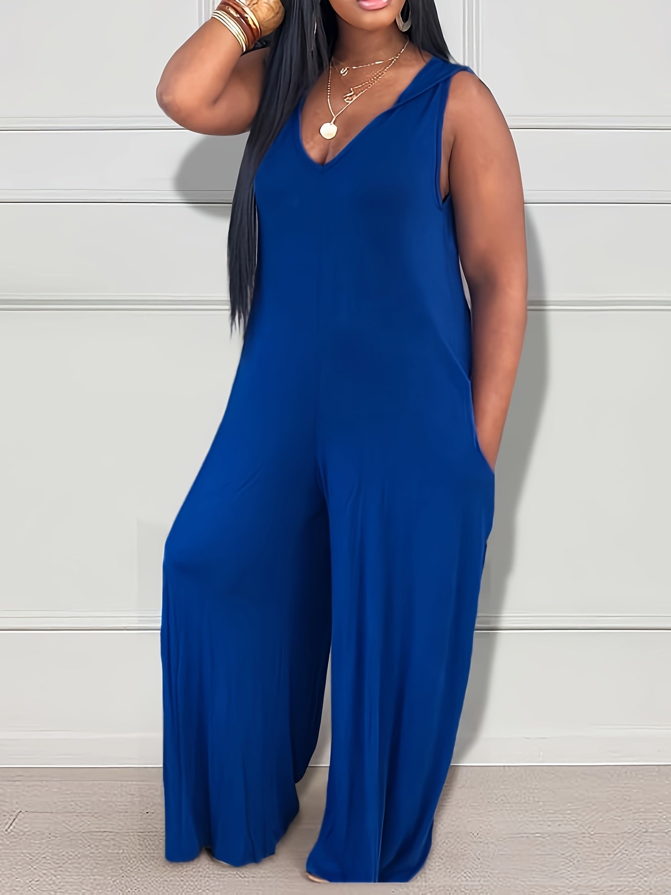 Plus Size Women's Wide-Leg Jumpsuit With Pockets And Sleeveless Style