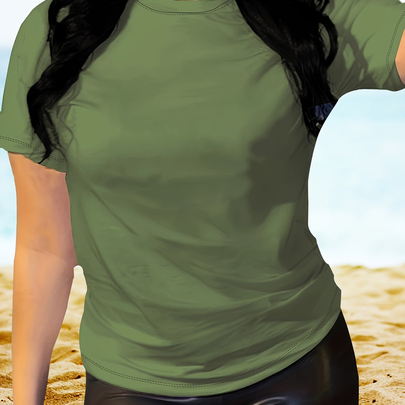 Plus o'lcham ayollar uchun qisqa sleeve, krujka bo'yinli, bir rangli, elastik polyester T-shirt