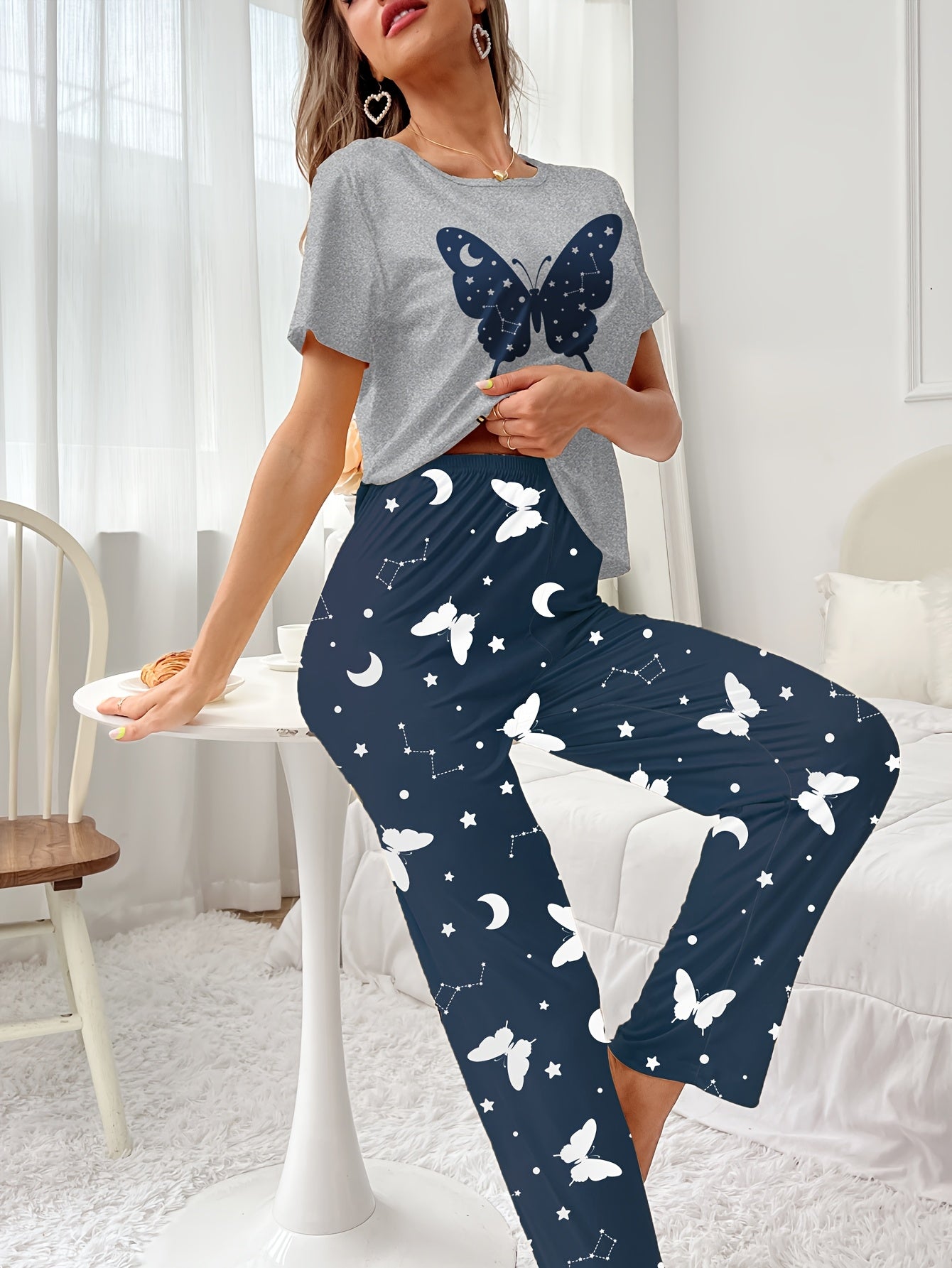 Women's Butterfly Print Pajama Set with Short Sleeve Top and Elastic Pants
