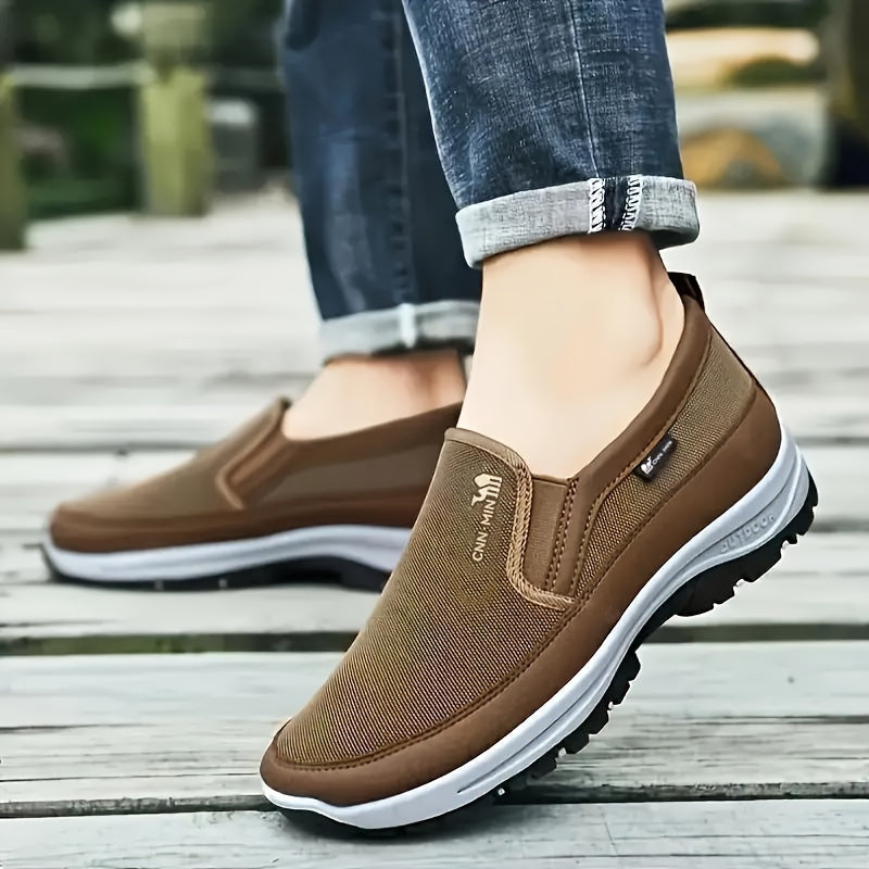Men's Slip-On Sneakers Fabric Low Top Solid Color Casual Shoes