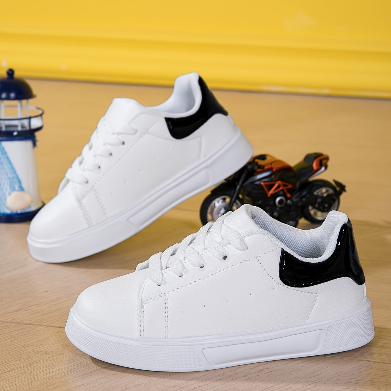 Boys All-Season Lace-Up Sneakers Breathable Non-Slip Casual Running Shoes