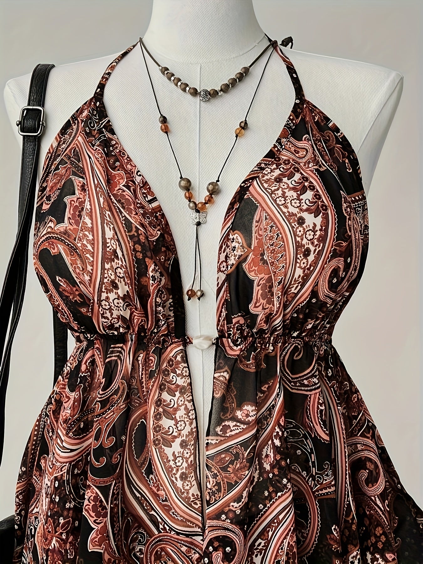 Plus Size Women's Beaded Spaghetti Strapless Top V-Neck Geometric Pattern