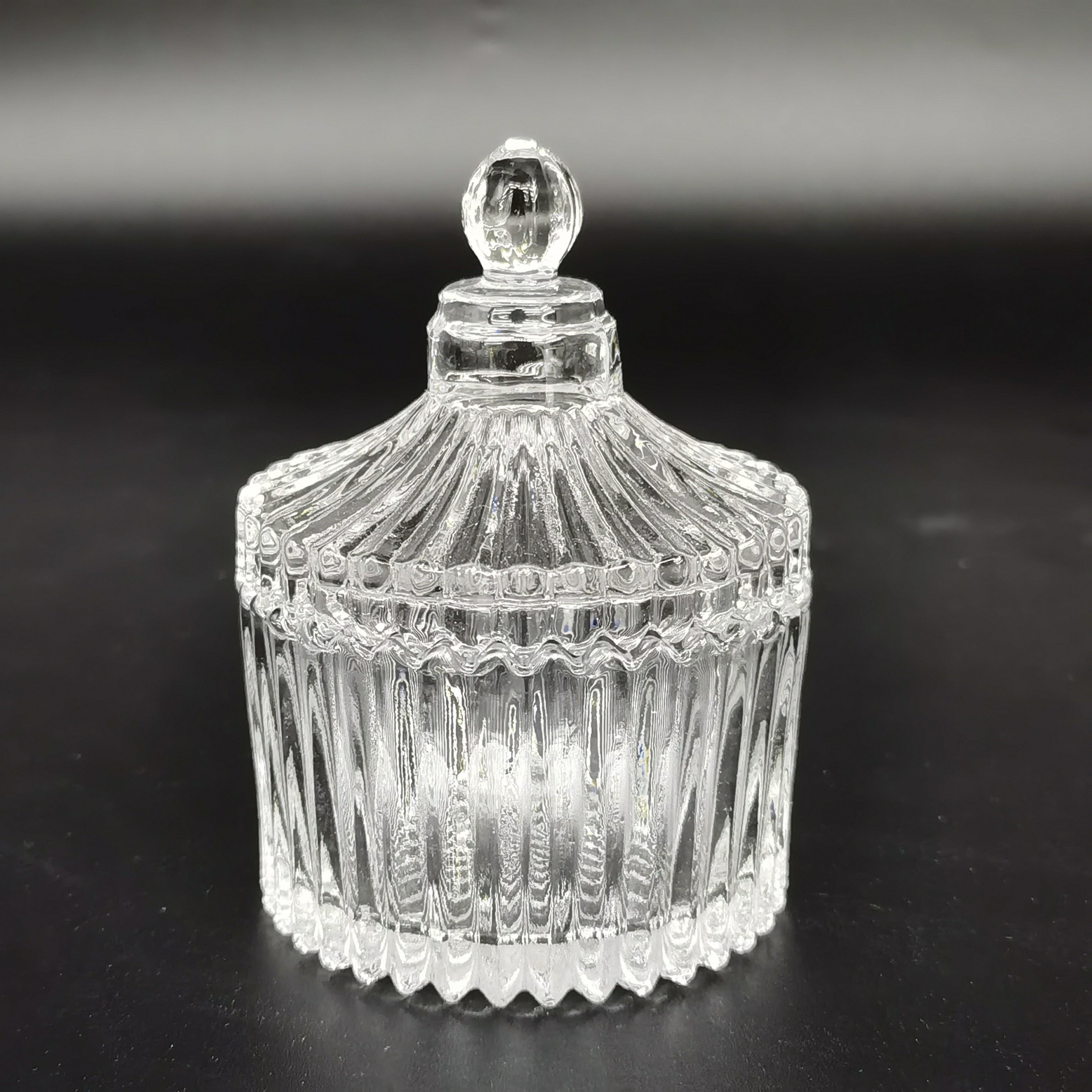 Retro shisha zargarlik buyumlarini saqlash bankasi, qopqog' bilan, aksessuarlarni tartibga solish uchun