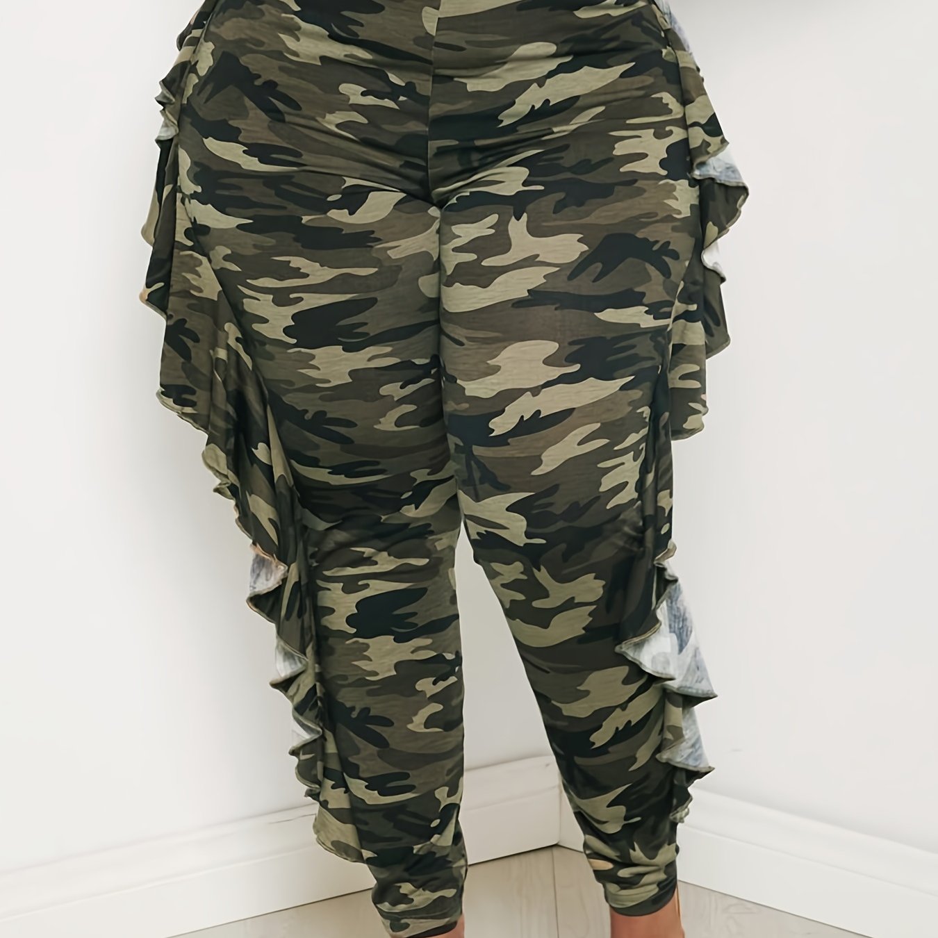 Plus Size Women's High-Waisted Camouflage Leggings Non-See-Through Warm Trousers