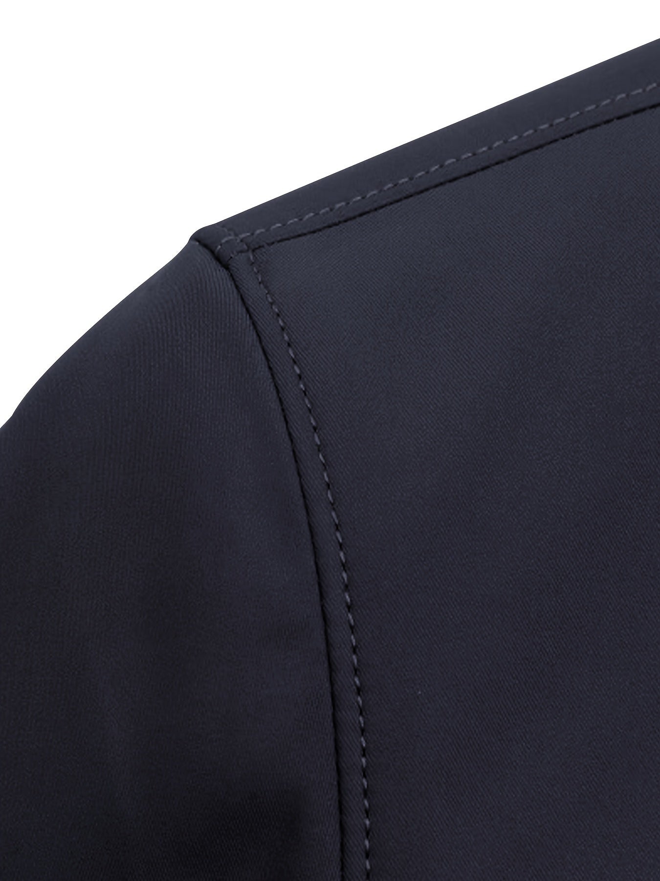 Erkaklar uchun tasodifiy polyester jakk, lapel yaka va fermuar yopilishi bilan, kuz/qish mavsumida dam olish kunlari uchun mukammal.