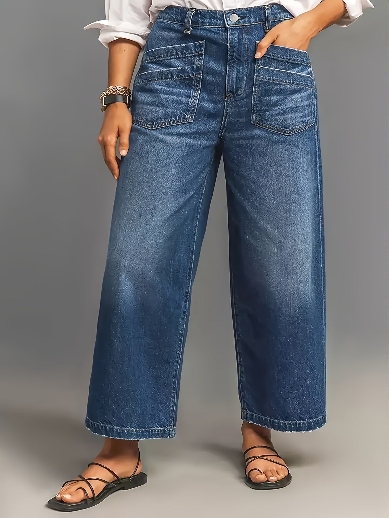 Women's Wide Leg High-Waisted Denim Jeans in Soft Blue Cotton with Pockets