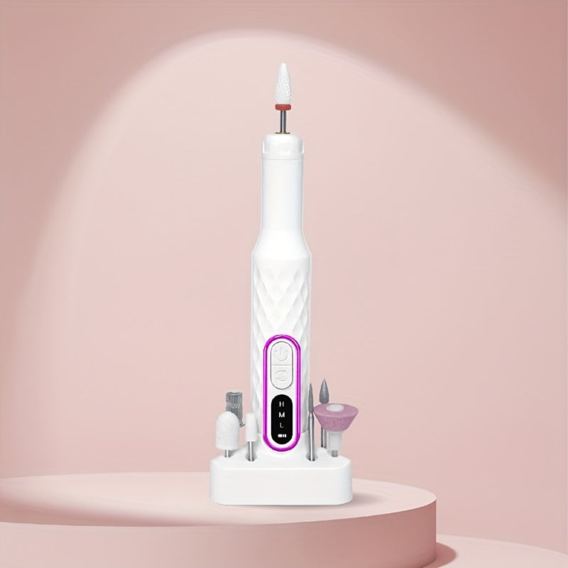 USB orqali zaryadlanadigan manikyur maydalagich to'plami, uchta sozlanadigan rejim va bir nechta ajratiladigan maydalash boshlariga ega.