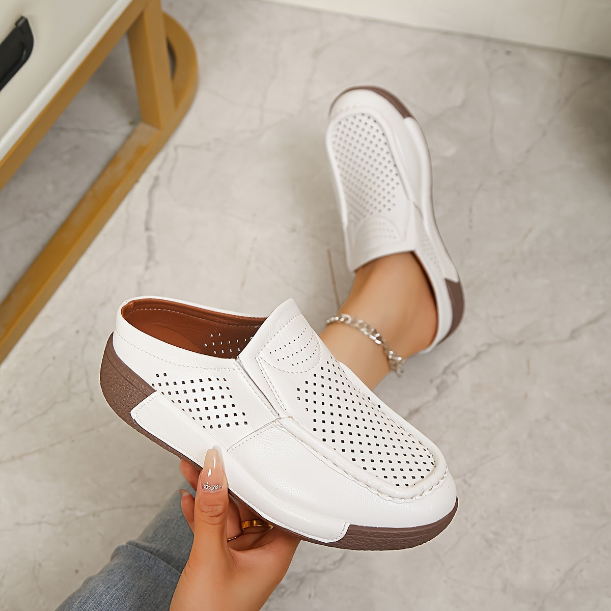 Women's Flat Mules Solid Color Casual Hollow Out Platform Shoes
