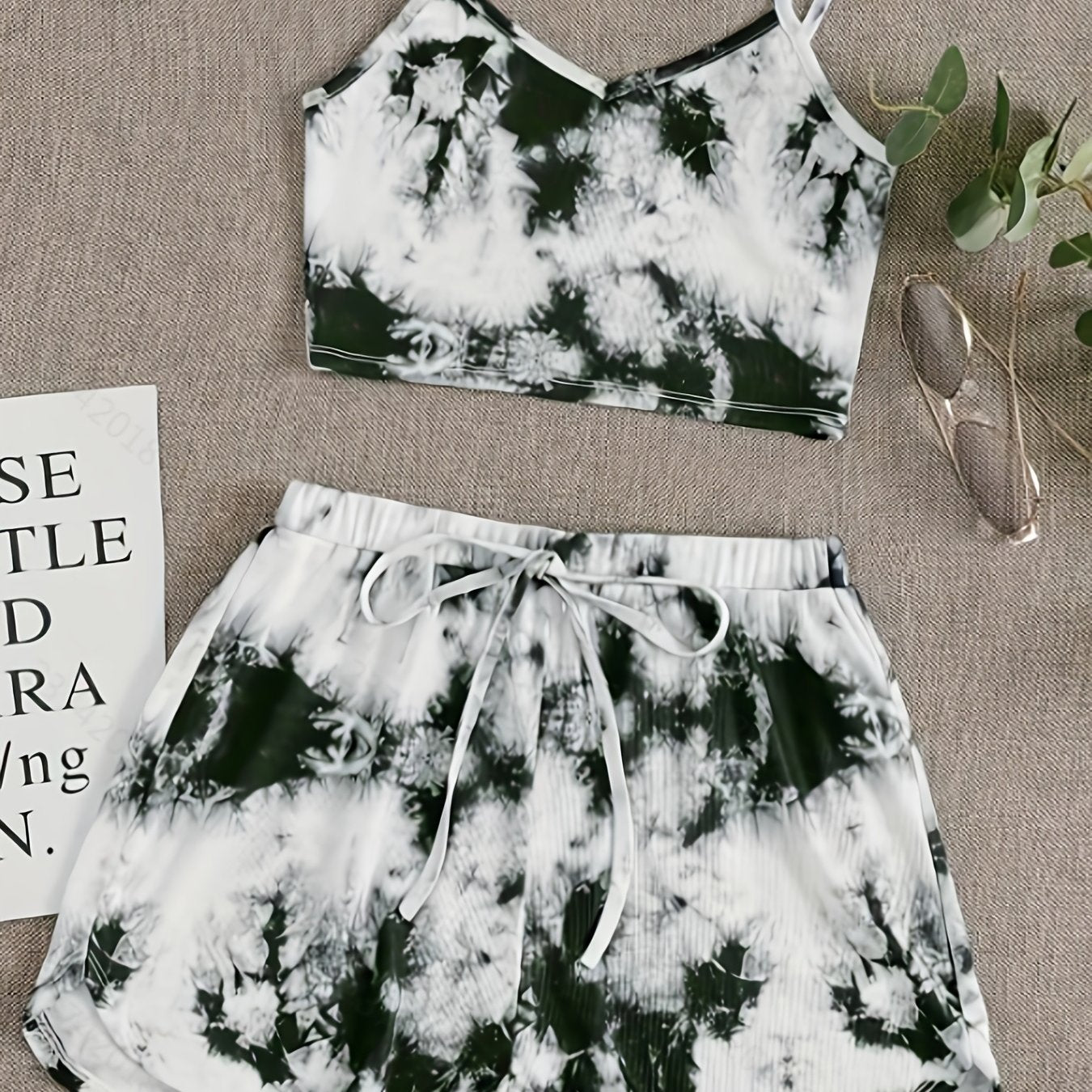 Plus Size Women's Tie Dye Cotton Pajama Set V Neck Crop Top & Shorts