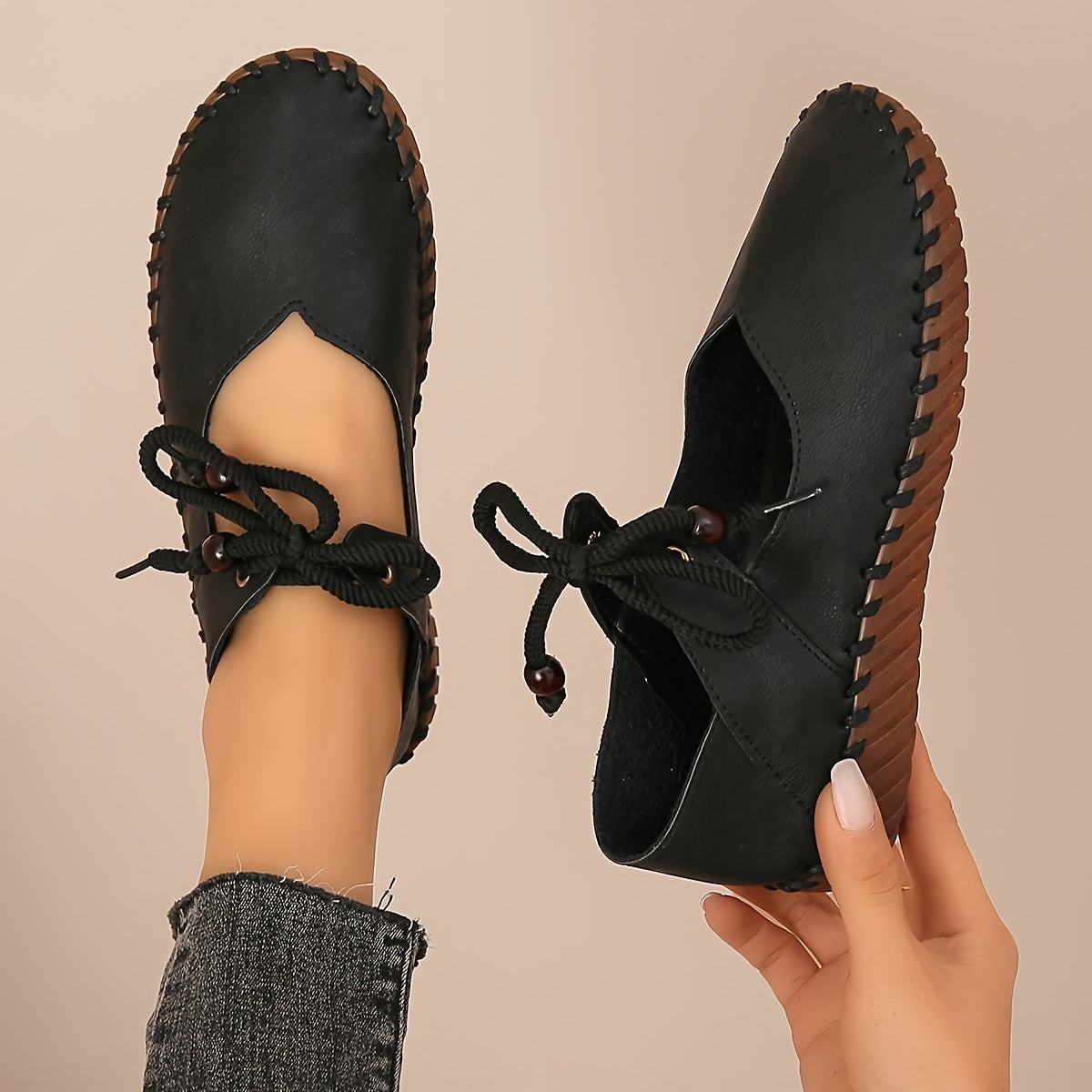 Women's Lace-Up Mary Janes Soft Cover Black White All-Season Flats