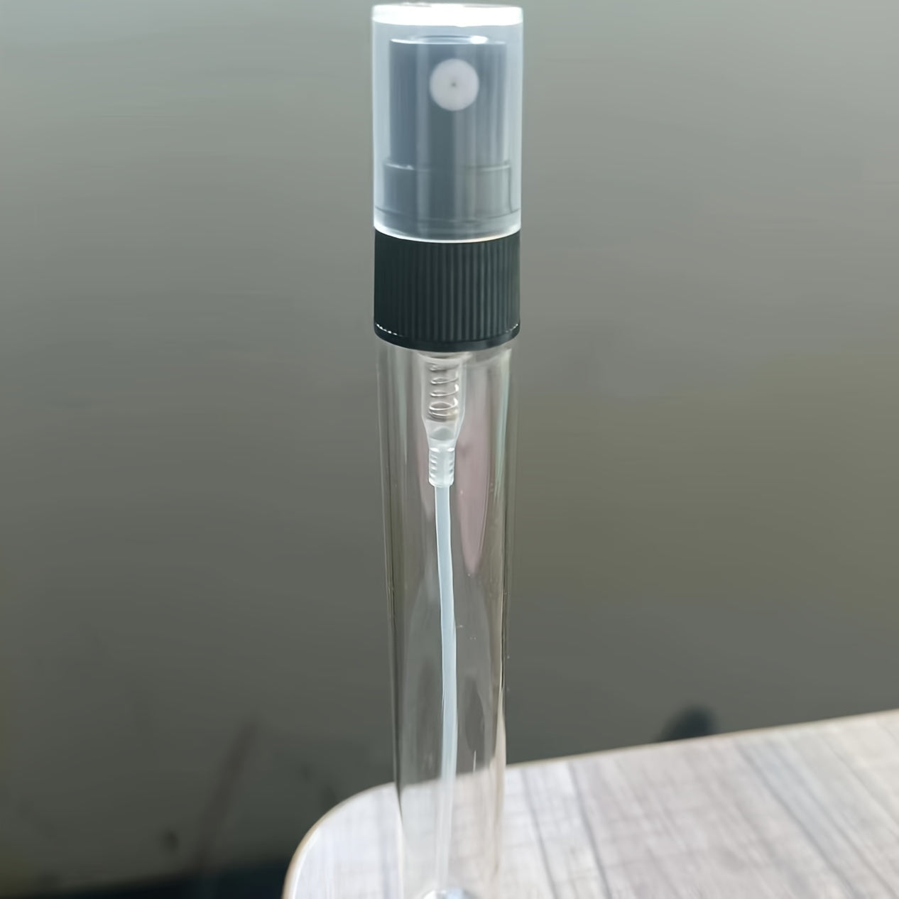 50 Pack 10ml Refillable Glass Perfume Atomizer Spray Bottles Portable Travel Essential