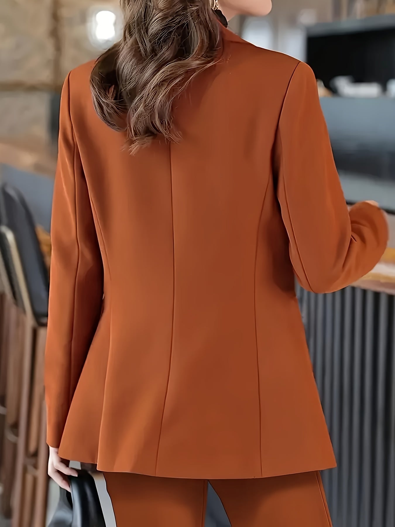 Traje de mujer de color sólido de poliéster para primavera y otoño con escote en V