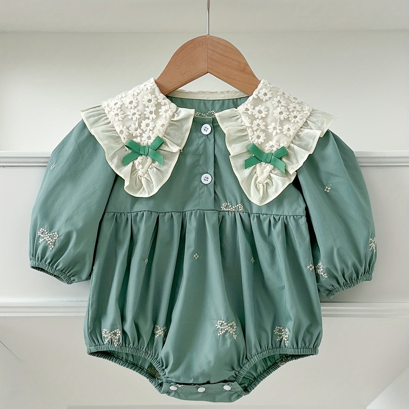 Baby Girl Floral Embroidered Cotton Long-Sleeve Romper for Spring Fall Outdoor Wear