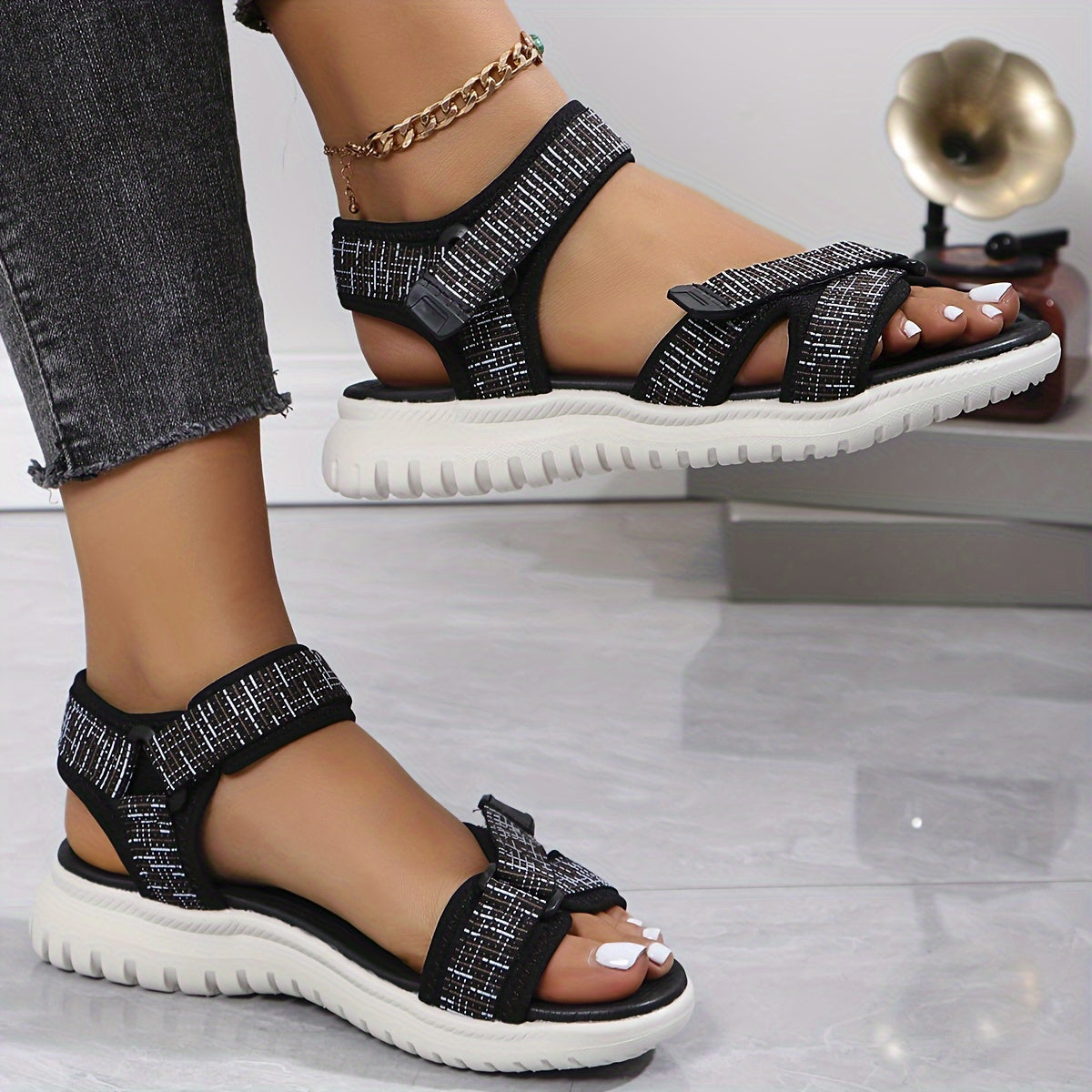 Women's Summer Sports Sandals Comfortable Soft Sole Adjustable Buckle Walking Shoes