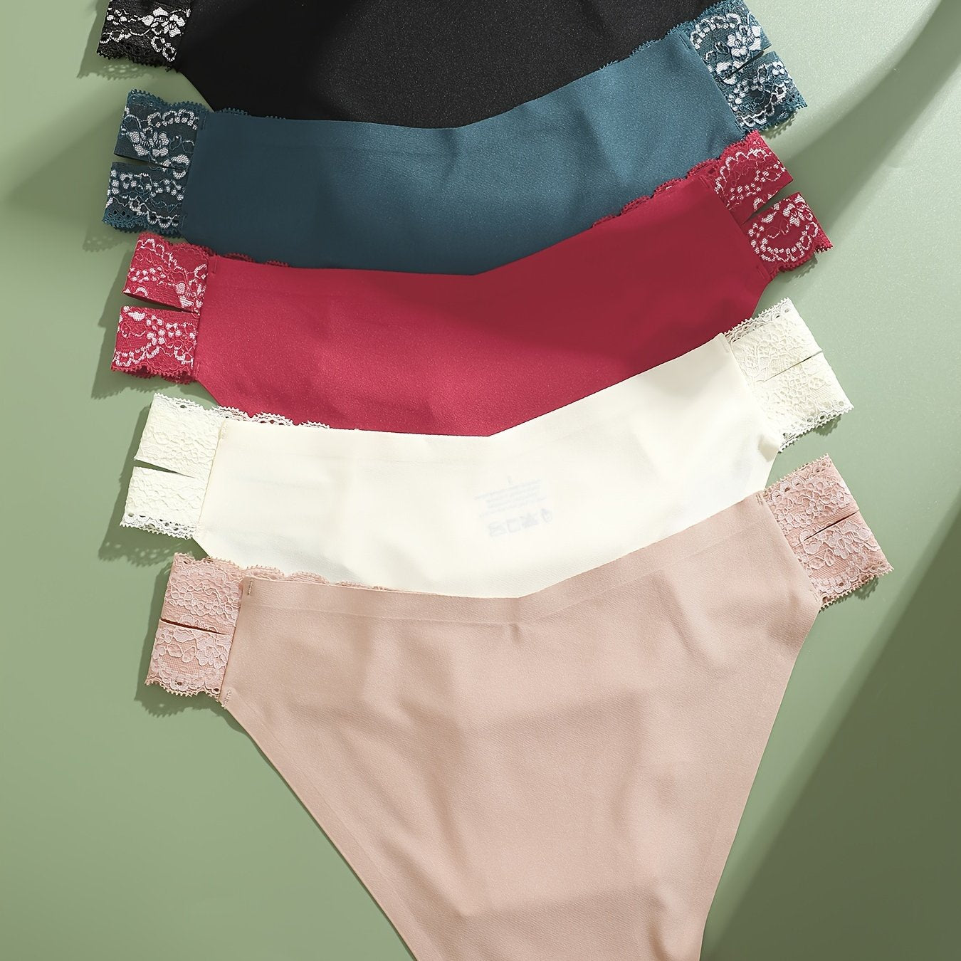 5-Pack Women's Low-Rise Briefs with Lace Detail Solid Color Knit Fabric