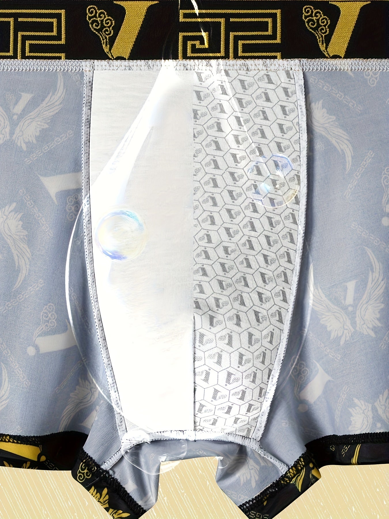 Qora Oltin Sovg'a Qutisi - 3-dona Erkaklar Oltin Qanot va Zanjir Printli Bokser Shortlar To'plami, Qulay va Hashamatli Ichki Kiym, Sovg'a sifatida mukammal