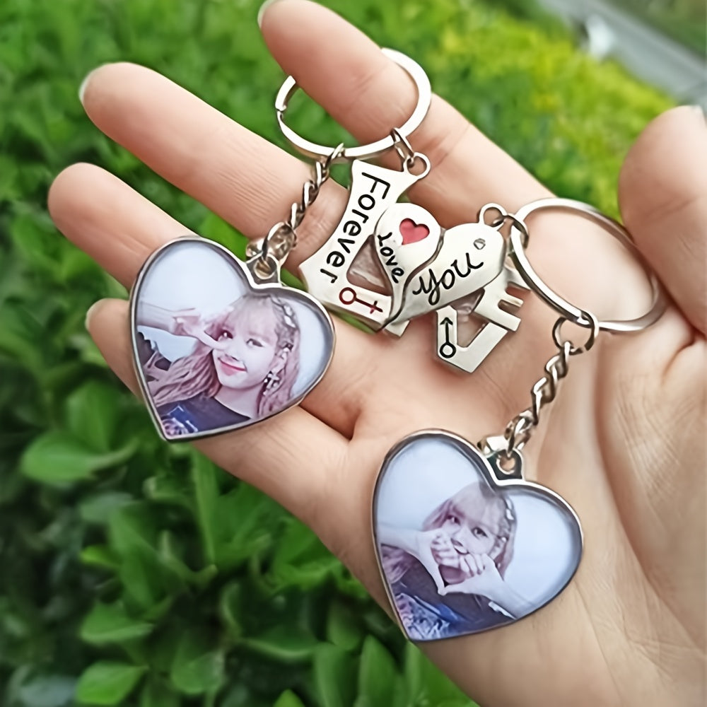Customizable Couple Keychain with Personalized Photos Heart-Shaped Love Charm Durable Metal Gift for Weddings Anniversaries Valentine
