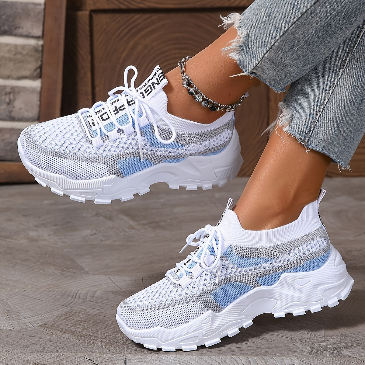 Women's Mesh Sneakers Breathable Casual Low-Top Lace-Up Black White Beige Grey Blue Pink