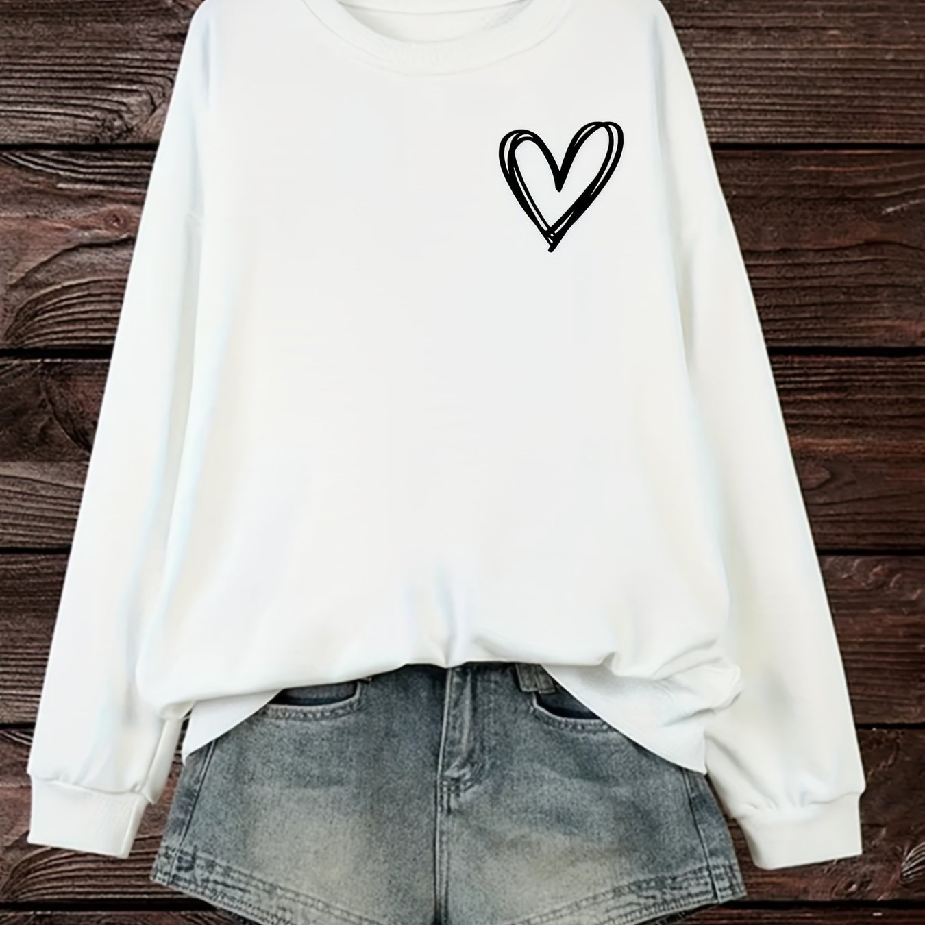 Women's Oversized Cotton Sweatshirt with Black Heart Print Casual Pullover