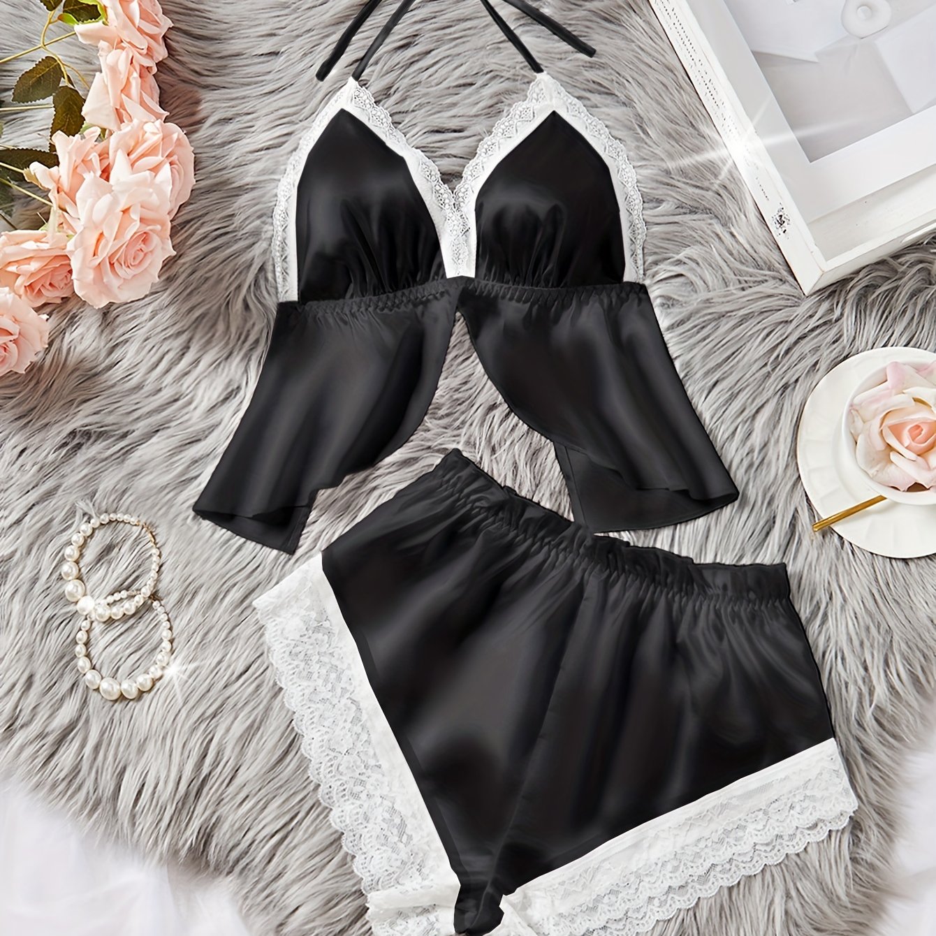 Lingerie Set Contrast Lace Pajama Set with Halter Neck Top and Elastic Shorts