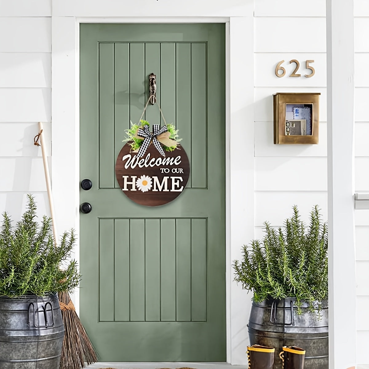 Round Wooden Door Hanger with Garland Rustic Welcome Sign Farmhouse Porch Decor All Seasons