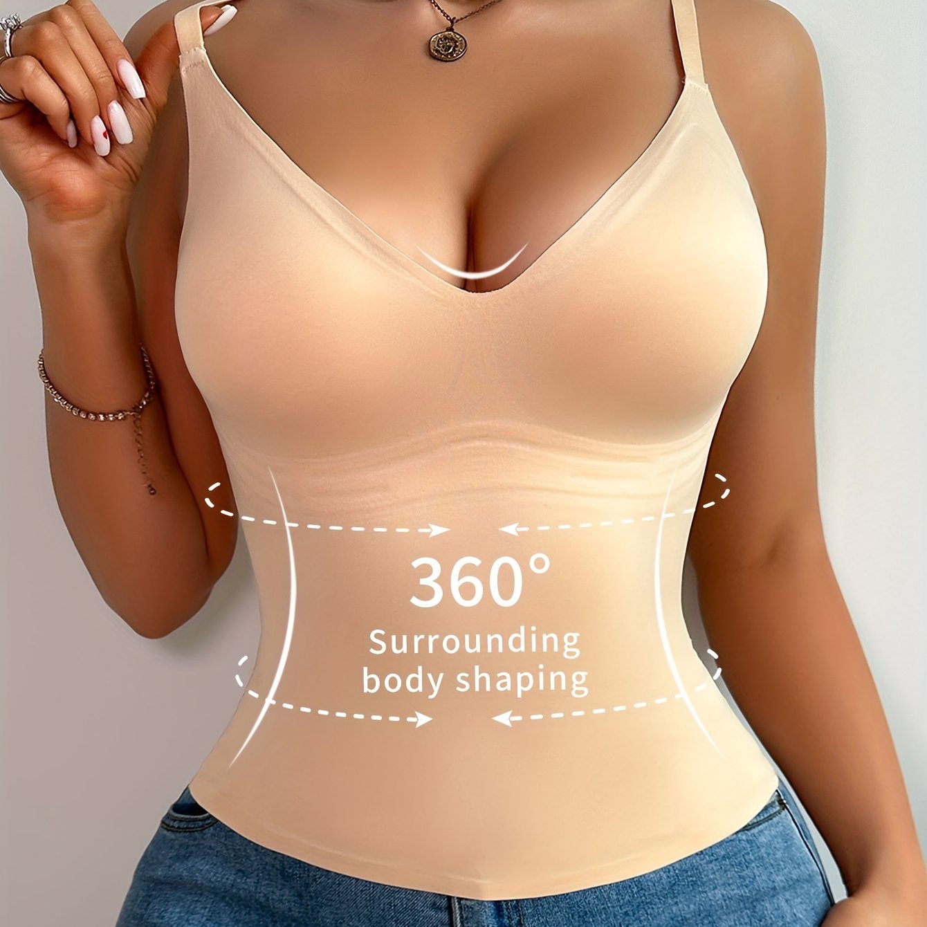 Женский корректирующий боди в элегантном бежевом цвете с контролем живота, тонкими бретелями и V-образным вырезом. Изготовлено из эластичного смеси нейлона и эластана, непрозрачной трикотажной ткани. Повседневный стиль, ручная работа.