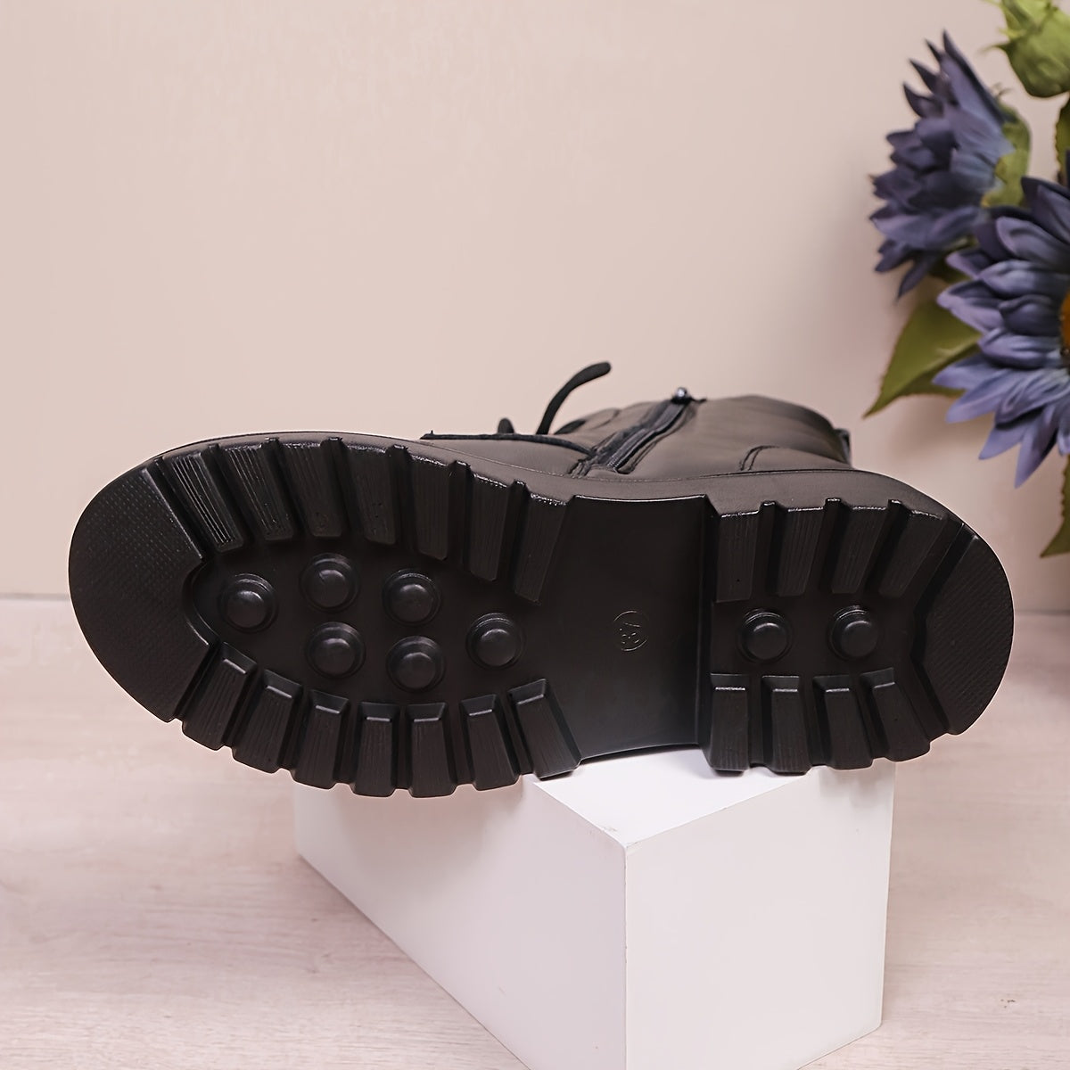 Women's Casual Short Boots with Round Toe Side Zipper and Anti-Slip Soles