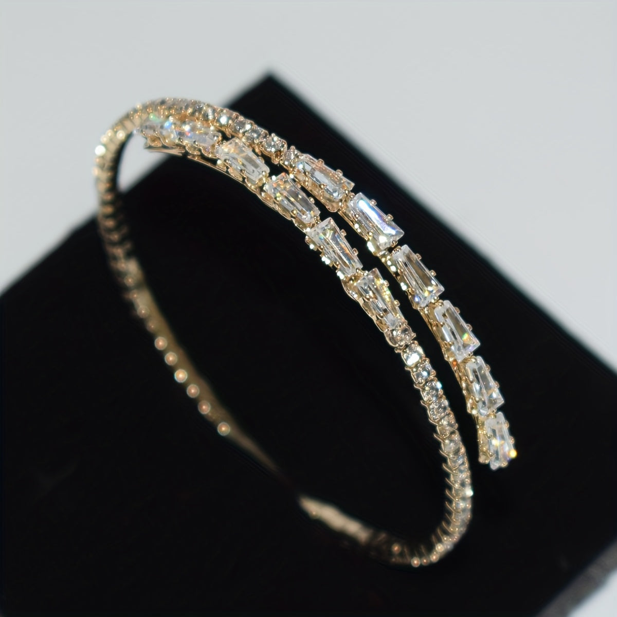 Silvery-Plated Cubic Zirconia Bracelet for Weddings and Daily Glam