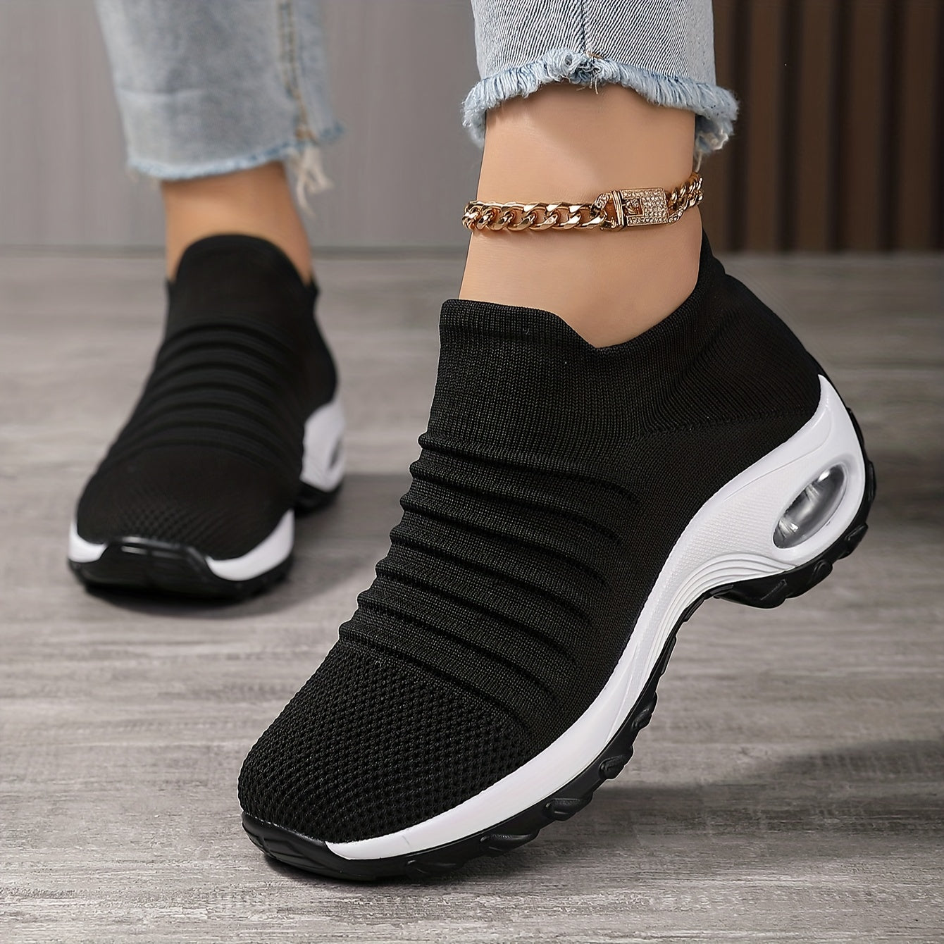 Women's Breathable Knit Running Shoes Low-Top Slip-On All-Season Comfort