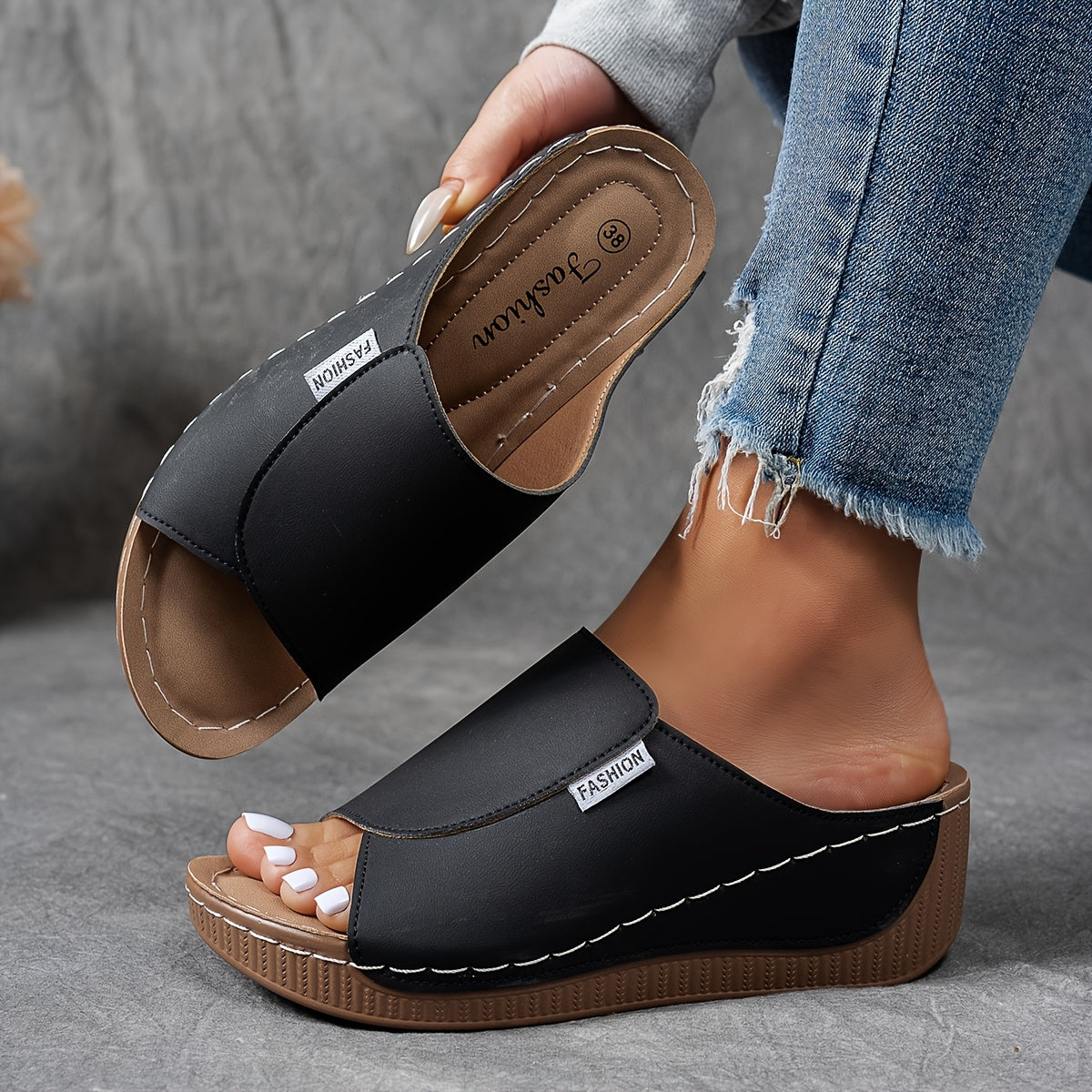 Women's Casual Slides with Arch Support Breathable Open Toe Strappy Back Mid Heel