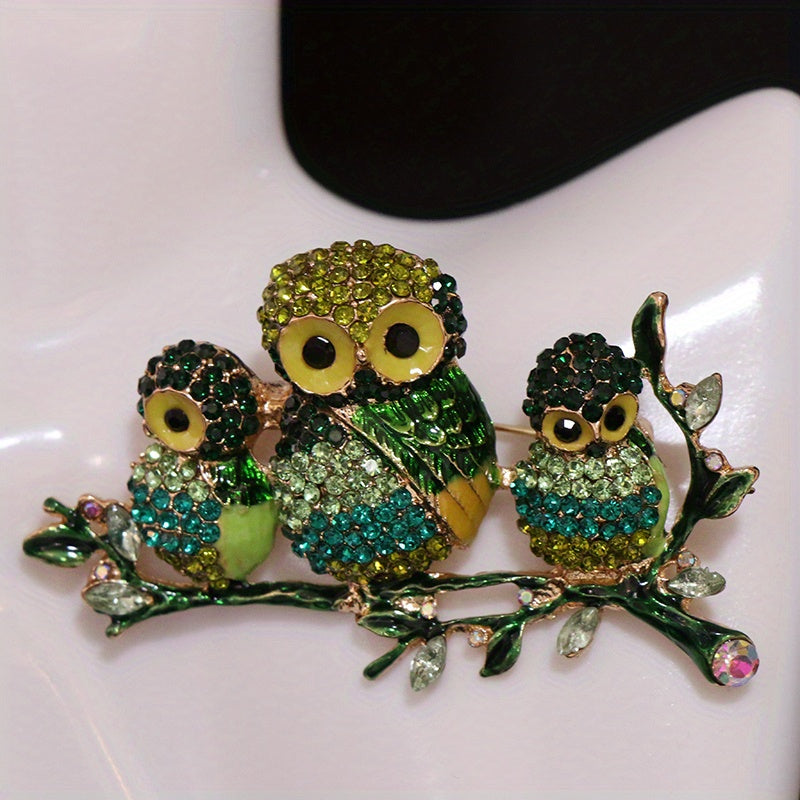 Oltin Rhinestone Boyaqi - Kiyimlar va Sviterlar uchun nozik, o'ziga xos dizayn, Pin