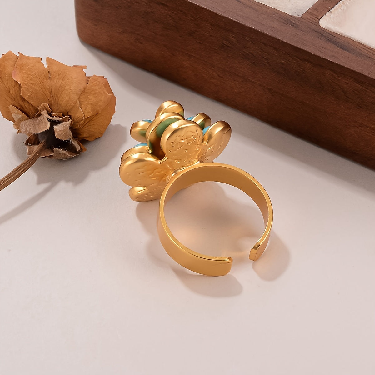 Boho uslubidagi turkuazli inlay qizlar uchun kundalik kiyish uchun oltin bilan qoplangan uzuk