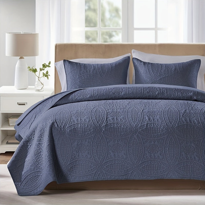 3-Piece Ultrasonic Embossed Polyester Bedspread Set with Quilt and Pillowcases for Modern Bedroom Decor