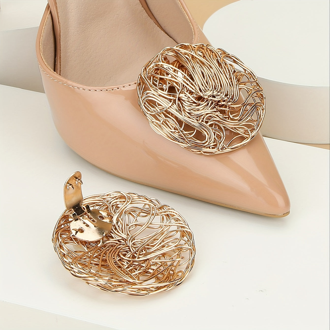 Women's Metal Round Buckle Shoe Clips Detachable High Heel Accessories